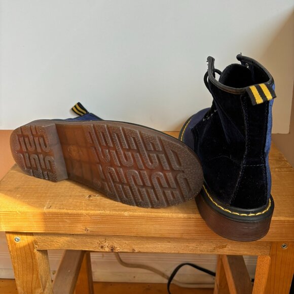 Blue velvet combat boots - Picture 3 of 3